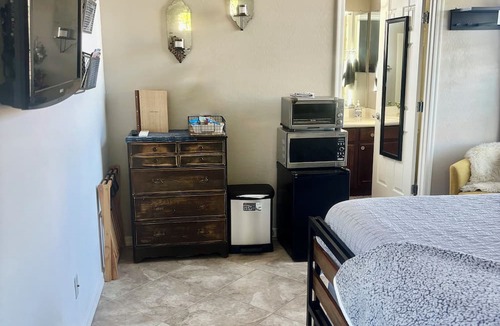 Anthem Apartment | Bright and Serene Casita w/Private Entrance