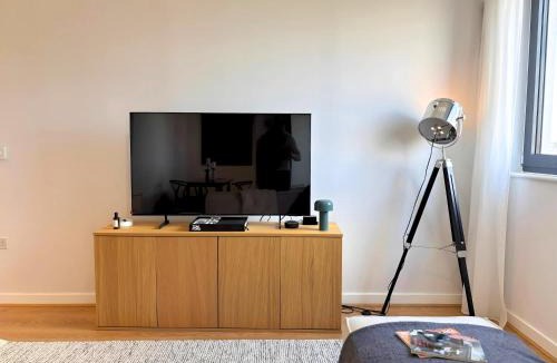 Livesey Apartment | Designer Skyline