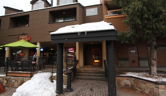 Rainbow Suites by Whistler Retreats