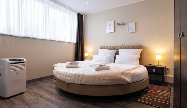 home Hotel