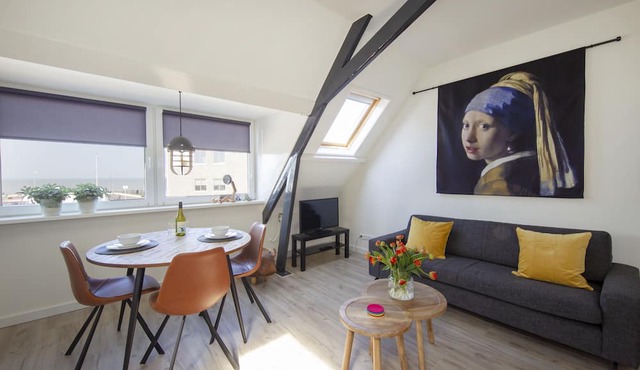 Seapoint 2, apartment with sea view