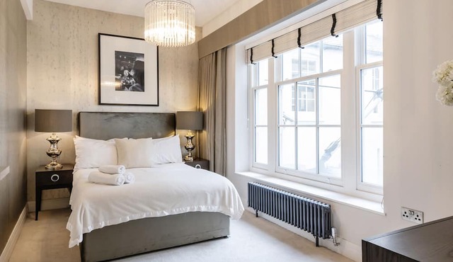 Aircon and Luxury 2 Bedr/3 Beds/2 Bath Covent Garden