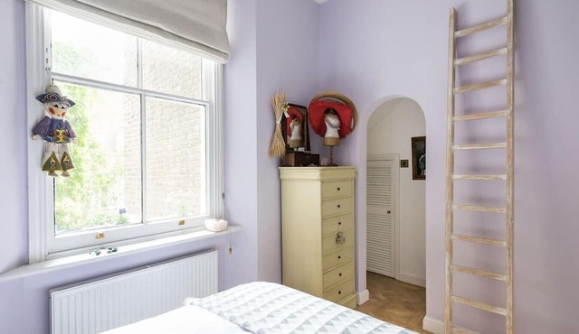 The Hummingbird – 1 Bedroom by Kensington Gardens