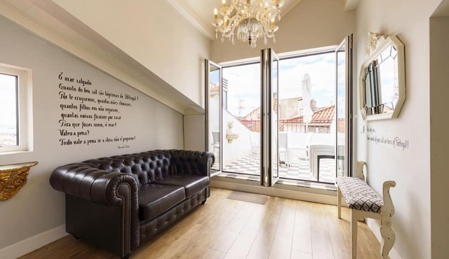 Portuguese Soul Alfama | XL Rooftop & Stunning River View | Sleeps 12