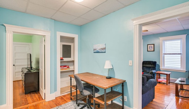 5 Mi to Dtwn Boston! Family-Friendly Medford Apt