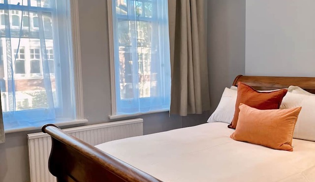 Spacious apartment in Belsize Park that can comfortably sleep four