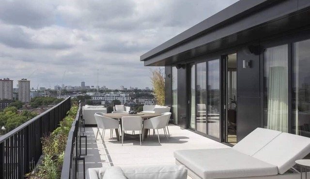 Chic 3-Bedroom Condo