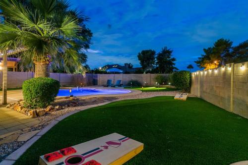 Heated Pool & Spa, Game Room, 4 Bdrm