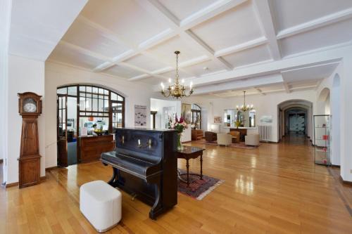 Hotel Helvetie Montreux